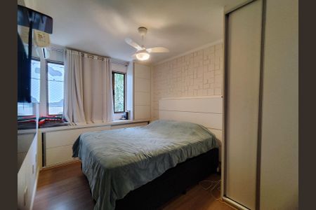 Apartamento à venda com 109m², 3 quartos e 2 vagas Apartamento à venda com 109m², 3 quartos e 2 vagasSuíte