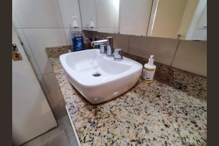 Apartamento à venda com 109m², 3 quartos e 2 vagas Apartamento à venda com 109m², 3 quartos e 2 vagasBanheiro da Suíte