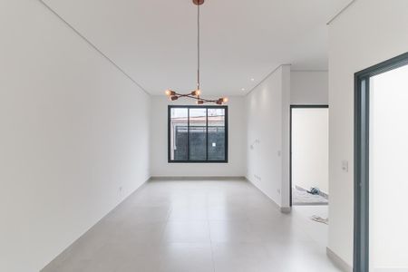 Casa para alugar com 83m², 2 quartos e 1 vagaSala