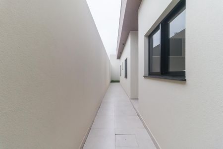 Casa para alugar com 83m², 2 quartos e 1 vagaCorredor Lateral