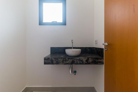 Lavabo de casa para alugar com 2 quartos, 83m² em Centro, Mogi das Cruzes