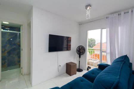 Sala de apartamento para alugar com 2 quartos, 38m² em Vila Carmosina, São Paulo