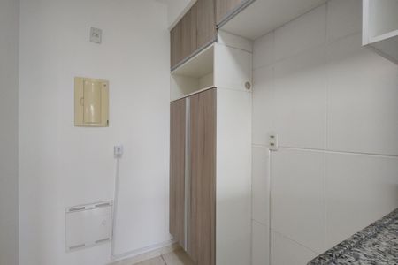 Apartamento à venda com 66m², 2 quartos e 1 vaga Apartamento à venda com 66m², 2 quartos e 1 vagaCozinha - Armários