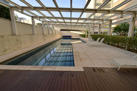 Apartamento para alugar com 50m², 1 quarto e 2 vagasÁrea comum - Piscina