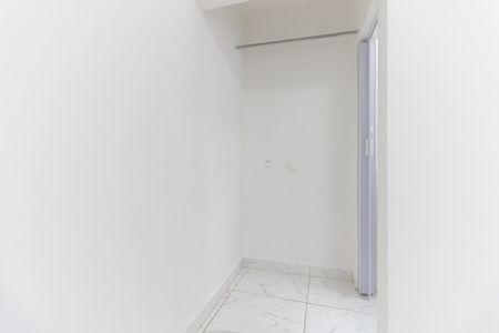 Casa para alugar com 16m², 1 quarto e sem vagaCorredor