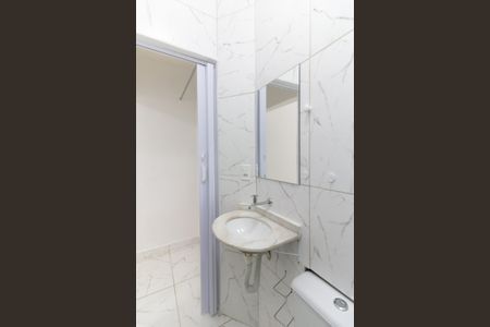 Casa para alugar com 16m², 1 quarto e sem vagaBanheiro 