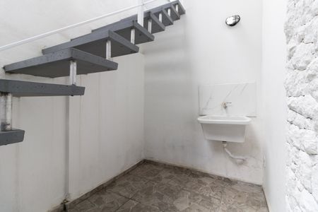 Casa para alugar com 16m², 1 quarto e sem vagaLavanderia