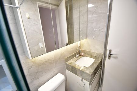 Apartamento à venda com 67m², 3 quartos e 1 vagaBanheiro