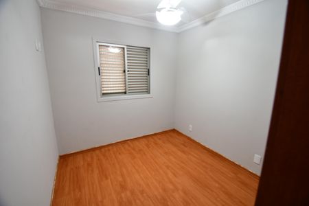 Apartamento à venda com 67m², 3 quartos e 1 vagaQuarto 2
