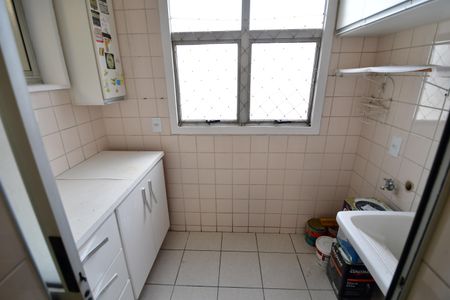 Apartamento à venda com 67m², 3 quartos e 1 vagaÁrea de Serviço