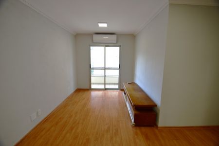 Apartamento à venda com 67m², 3 quartos e 1 vagaSala