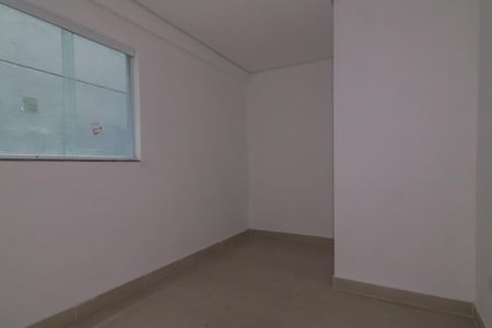Quarto de apartamento para alugar com 1 quarto, 36m² em Jardim Itapark Velho, Mauá