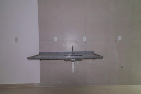 Detalhe da cozinha de apartamento para alugar com 1 quarto, 36m² em Jardim Itapark Velho, Mauá