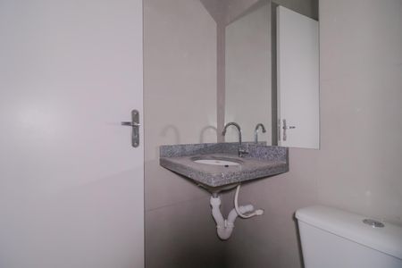 Banheiro de apartamento para alugar com 1 quarto, 36m² em Jardim Itapark Velho, Mauá