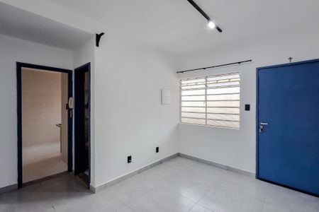 Sala de apartamento para alugar com 2 quartos, 45m² em Cambuci, São Paulo