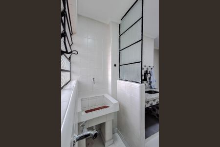 Apartamento para alugar com 45m², 2 quartos e 1 vagaÁrea de Serviço