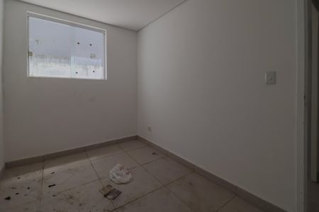 Quarto 1 de apartamento para alugar com 2 quartos, 44m² em Jardim Itapark Velho, Mauá