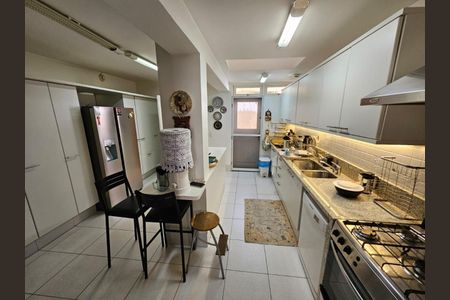 Casa de condomínio à venda com 589m², 2 quartos e 4 vagasFoto 32