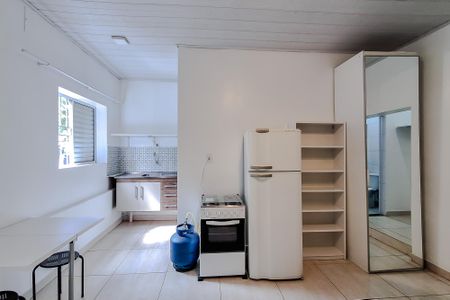 Cozinha de kitnet/studio para alugar com 1 quarto, 26m² em Aclimação, São Paulo