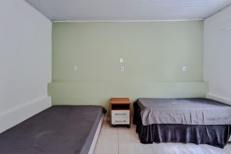 Sala/Quarto de kitnet/studio para alugar com 1 quarto, 26m² em Aclimação, São Paulo