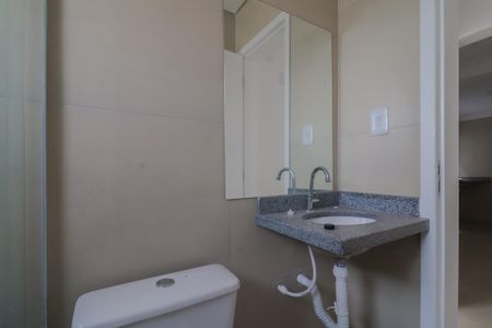 Banheiro de apartamento para alugar com 1 quarto, 38m² em Jardim Itapark Velho, Mauá