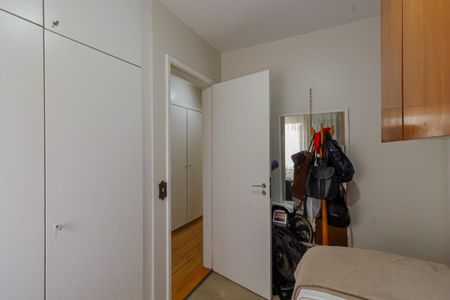 Apartamento à venda com 92m², 3 quartos e 2 vagasQuarto 2