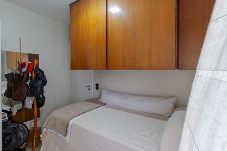 Apartamento à venda com 92m², 3 quartos e 2 vagasQuarto 2