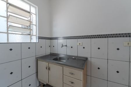Cozinha de apartamento para alugar com 1 quarto, 30m² em Bela Vista, São Paulo