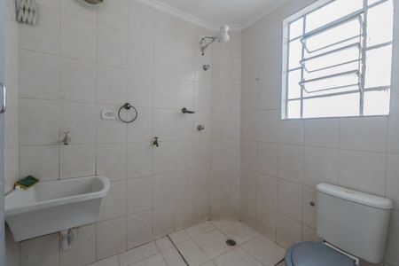 Banheiro de apartamento para alugar com 1 quarto, 30m² em Bela Vista, São Paulo