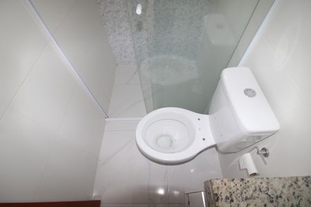 Banheiro de apartamento para alugar com 1 quarto, 30m² em Vila Pauliceia, São Paulo