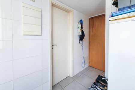 Apartamento à venda com 151m², 4 quartos e 2 vagas Apartamento à venda com 151m², 4 quartos e 2 vagasÁrea de Serviço