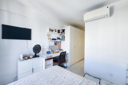 Apartamento à venda com 151m², 4 quartos e 2 vagas Apartamento à venda com 151m², 4 quartos e 2 vagasSuite 2