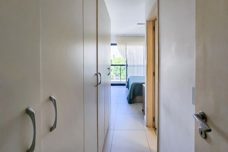 Apartamento à venda com 151m², 4 quartos e 2 vagas Apartamento à venda com 151m², 4 quartos e 2 vagasSuite 3