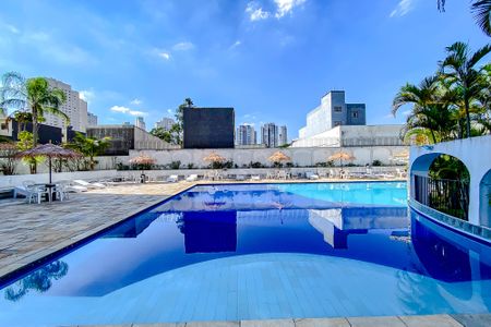 Apartamento para alugar com 69m², 3 quartos e 1 vagaÁrea comum - Piscina