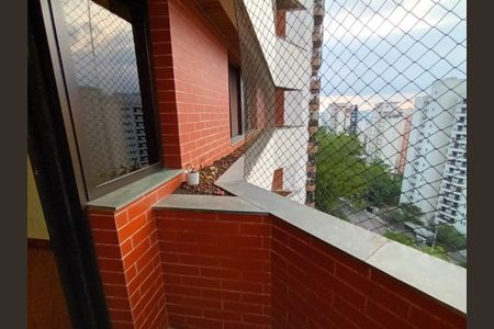 Apartamento à venda com 107m², 3 quartos e 2 vagasFoto 01