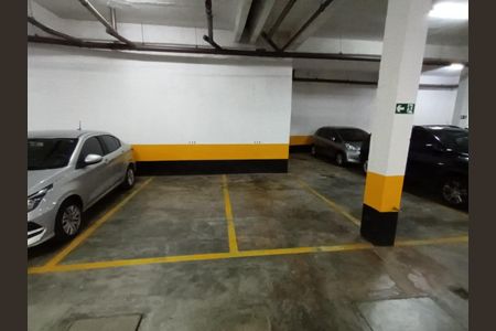 Apartamento à venda com 107m², 3 quartos e 2 vagasFoto 01