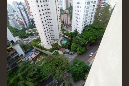 Apartamento à venda com 107m², 3 quartos e 2 vagasFoto 01