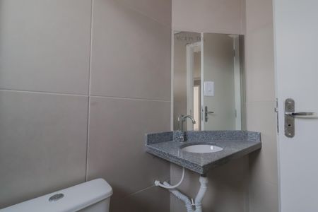 Banheiro de apartamento para alugar com 1 quarto, 38m² em Jardim Itapark Velho, Mauá