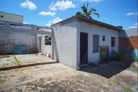 Casa à venda com 600m², 3 quartos e 3 vagasCasa Anexa