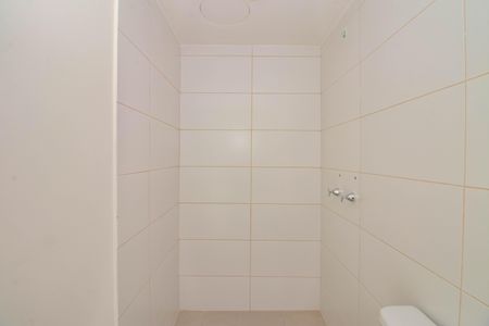 Apartamento à venda com 60m², 2 quartos e 1 vaga Apartamento à venda com 60m², 2 quartos e 1 vagaBanheiro da Suíte