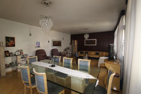 Apartamento à venda com 4 quartos, 215m² em Santa Cecilia, São Paulo