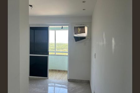 Sala de apartamento para alugar com 2 quartos, 77m² em Barra Olímpica, Rio de Janeiro