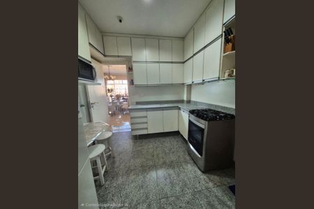 Apartamento à venda com 3 quartos, 135m² em Icaraí, Niterói