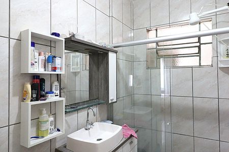 Casa à venda com 160m², 3 quartos e 3 vagasBanheiro
