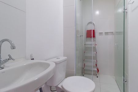 Apartamento para alugar com 38m², 2 quartos e 1 vaga Apartamento para alugar com 38m², 2 quartos e 1 vagaBanheiro
