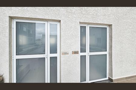 Apartamento para alugar com 38m², 2 quartos e 1 vaga Apartamento para alugar com 38m², 2 quartos e 1 vagaÁrea comum - Salão de festas