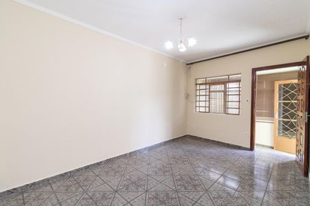 Sala de casa para alugar com 3 quartos, 200m² em Vila Ré, São Paulo