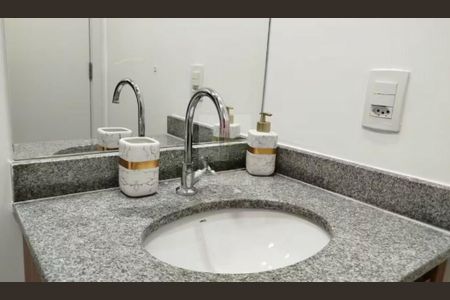 Apartamento à venda com 25m², 1 quarto e sem vaga