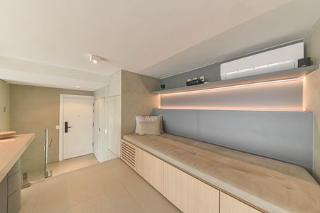 Apartamento à venda com 95m², 1 quarto e 2 vagasSala de TV