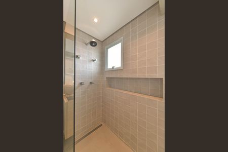 Apartamento à venda com 95m², 1 quarto e 2 vagasBanheiro da Suíte